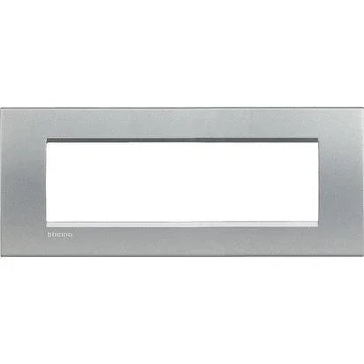 Placca Quadra Living Light 7P Tech BTicino - LNA4807TE, Design Elegante e Resistente, Installazione Facile