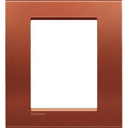 Placca 3+3P Brick LNA4826RK - Design Elegante e Funzionalità Avanzata BTicino
