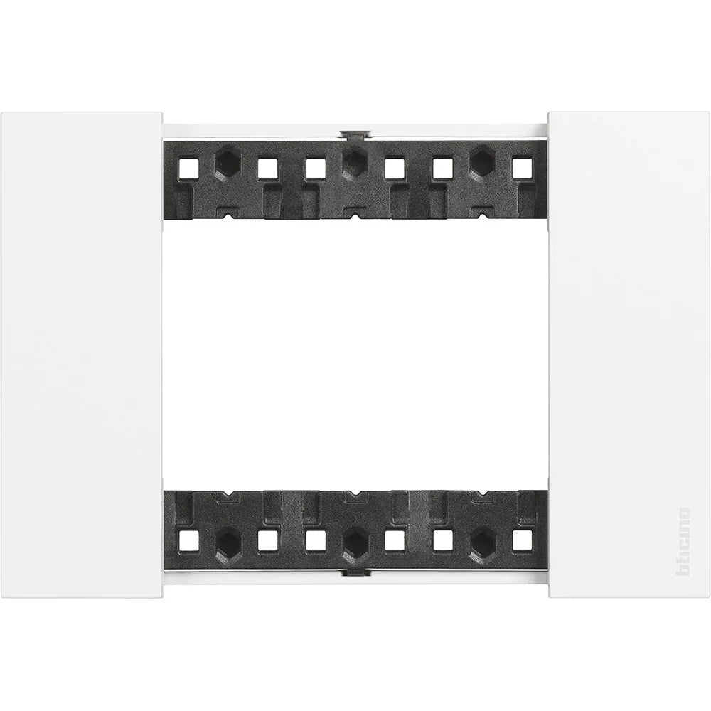 Placca 3 Moduli Bticino Living Now Bianca - KA4803KW