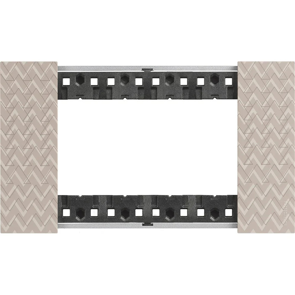 Placca Living Now 4 Moduli BTicino KA4804MM - Design Moderno in Plastica Effetto Pixel, Facile Installazione