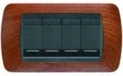 Placca 4 Posti in Legno Mogano BTicino - Livinglight L4804LMG - Design Elegante e Funzionale