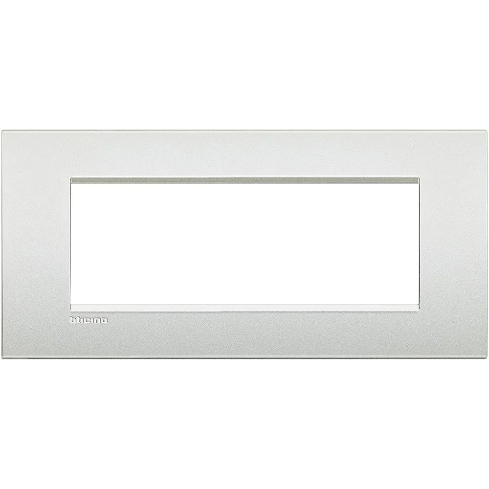 Placca Living Light LNC4807PR - Bianco Perla, 7 Moduli, Design Elegante e Resistente