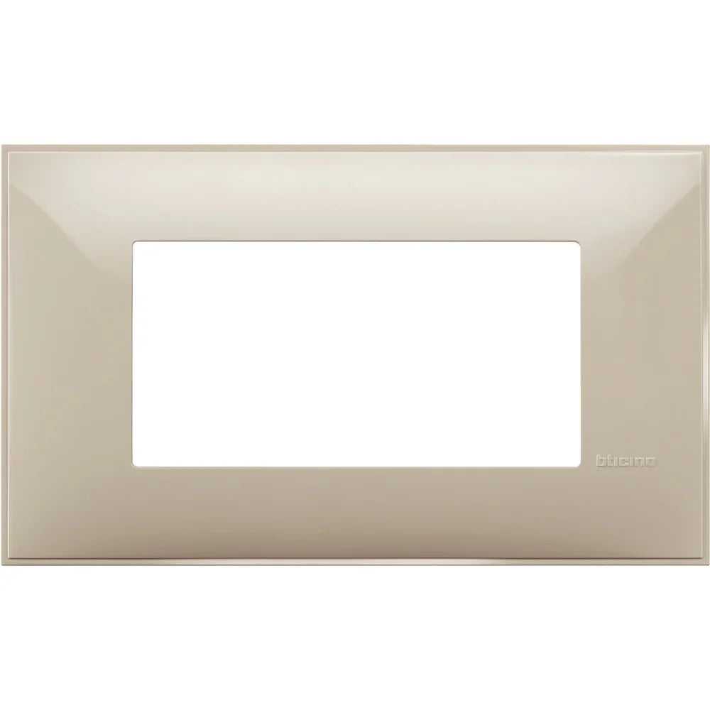 BTicino Placca 4 Moduli Colore Crema - Facile Installazione, Design Elegante, Durata Garantita - SKU Specifico