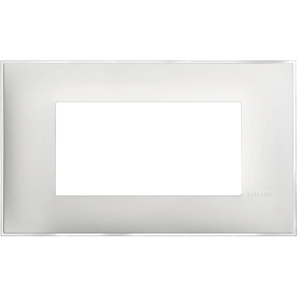 Bticino Placca 4 Moduli Ghiaccio Satinato - Design Elegante e Facile Installazione - 86x144.5 mm