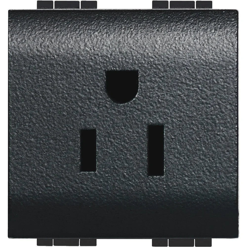 Presa BTicino Livinglight 2P+T 15A 127/250 Vac - Standard Americano - L4128, Design Elegante e Sicuro