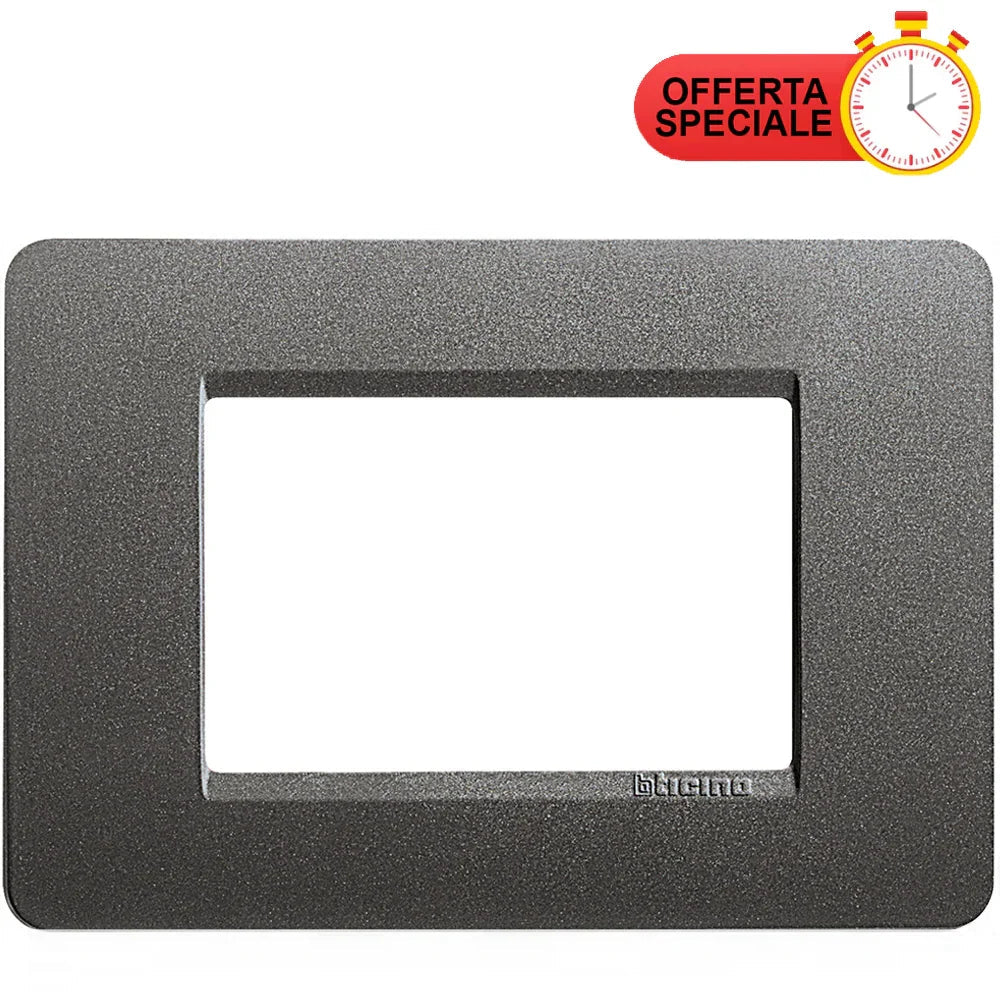 BTicino Matix Placca 3 Posti Iron AM4803IR - Design Elegante e Funzionale con Finitura in Ferro