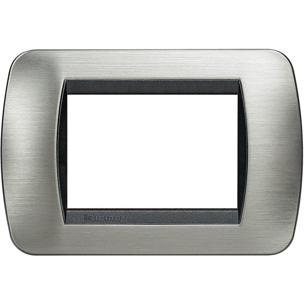 Placca 3 Modi BTicino Livinglight in Acciaio Spazzolato - SKU L4803ACS - Design Elegante e Resistente