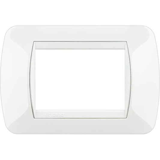 Placca 3 Posti Bianca L4803BI di BTicino - Design Elegante in Tecnopolimero Resistente e Facile da Pulire