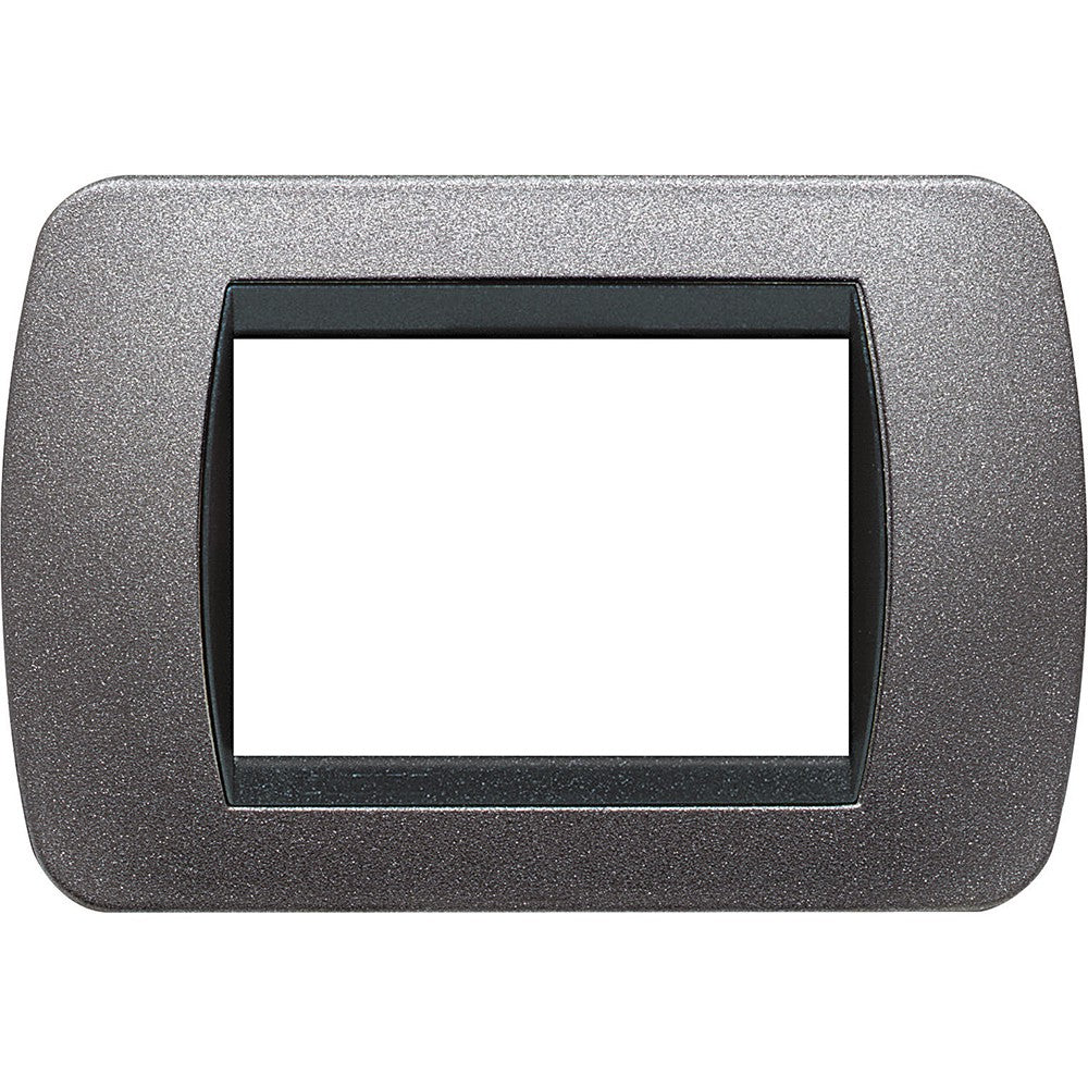 Living Int. Placca 3 posti in grafite, metallo, design elegante per moduli elettrici.