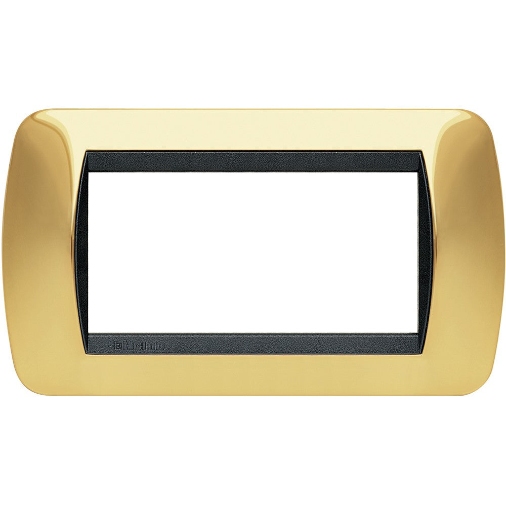 Living Int. Placca 4 posti oro - Metallo vero BTicino, Serie Livinglight, 80mm x 140mm, design elegante.