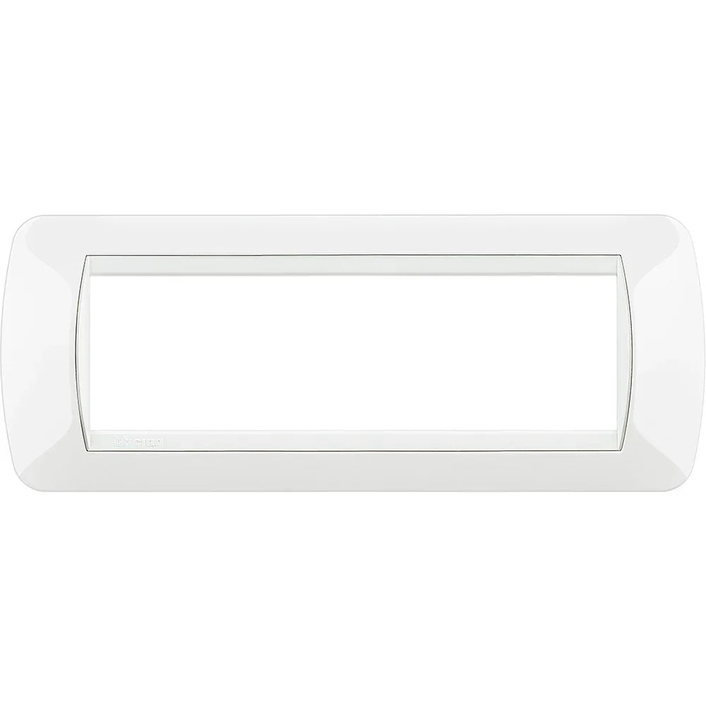 Placca 7 Posti Bianco BTicino Living Light L4807BI - Design Elegante e Funzionale