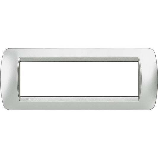Living Int. Placca 7 posti tech - L4807TE, metal frame for 7 modules, BTicino Livinglight series, dimensions 80mm x 206mm.