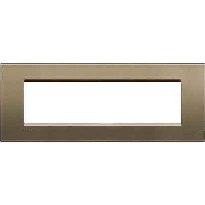 Living Light Placca 7P Square in metal by BTicino, 86mm height and 208mm width, sleek design for modern interiors.