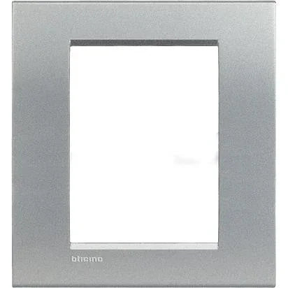 Placca BTicino Living Light 3+3P Tech LNA4826TE - Elegante, Resistente e Versatile