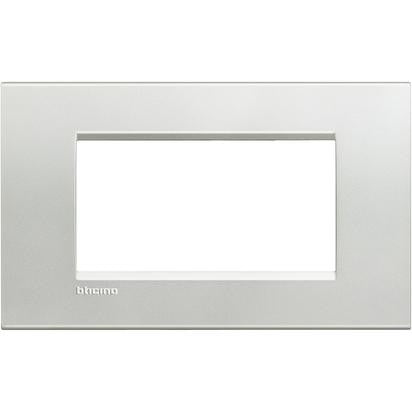 Living Light Placca 4P Argento - BTicino metal frame for 4 modules, silver finish, dimensions 86mm x 142mm.