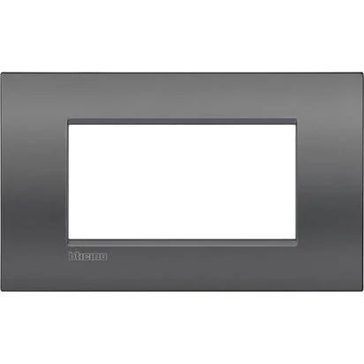Placca 4P Street BTicino LNC4804ST | Design Moderno, Installazione Facile, 4 Moduli