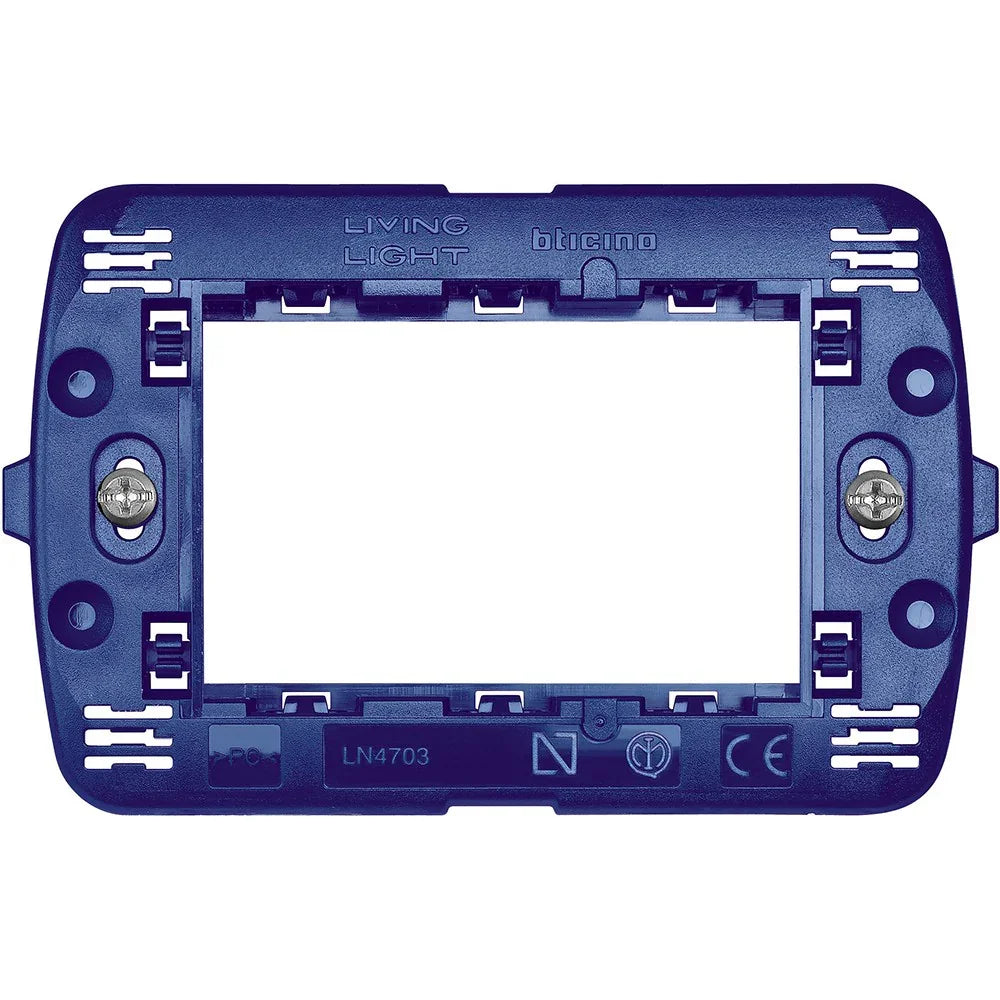 Supporto Universale BTicino Livinglight 3 Moduli LN4703 - Qualità e Versatilità per Placche