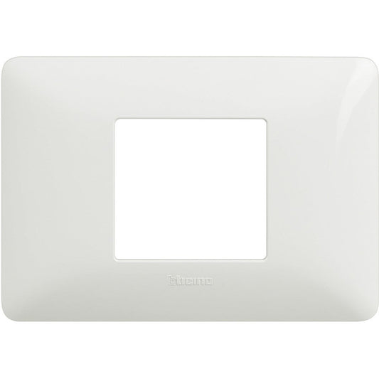 BTicino Matix placca 2 moduli centrati bianco AM4819BBN in tecnopolimero, misura 84mm x 120mm.