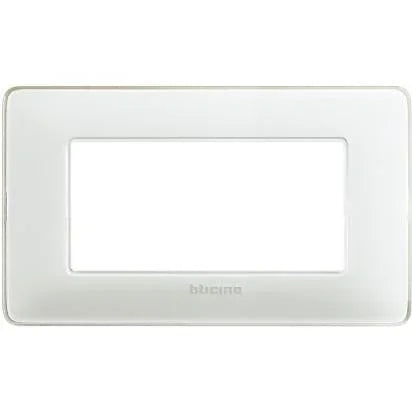 Placca BTicino Matix 4 Moduli Ghiaccio AM4804CBN - Design Elegante, Facile Installazione, Alta Qualità