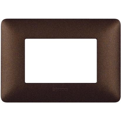 Placca Bticino Matix AM4803TGG 3 moduli marrone caffè, supporto 503SA, altezza 84mm, larghezza 120mm.