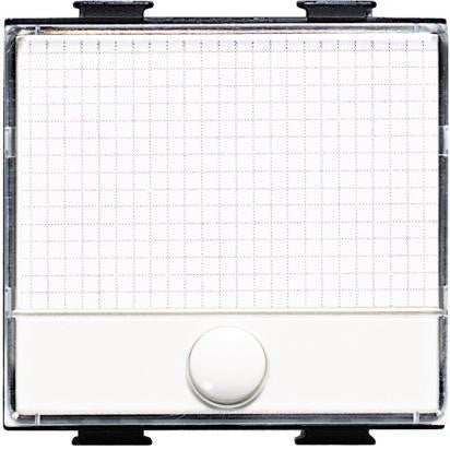 Pulsante portanome BTicino Matix bianco per campanello con spazio per nome, tensione 250Vac, corrente 10A.