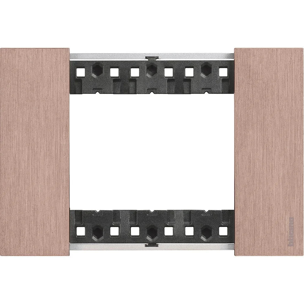 Placca Living Now 3P Rame KA4803ZM - Design Elegante, Alto Comfort e Resistenza