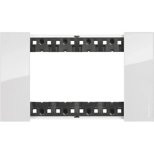 Placca Bticino Living Now 4 Moduli Colore Ghiaccio KA4804DW - Design Elegante e Resistente in Plastica Bimaterica