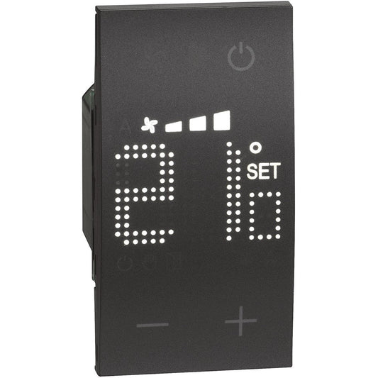 Termostato Bticino Living Now Nero KG4691 con display retroilluminato per controllo temperatura di una singola zona.