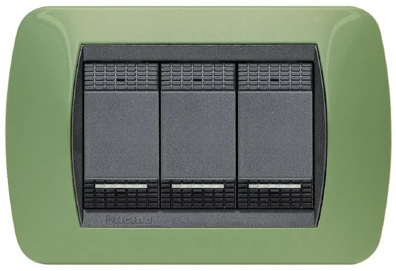 BTicino Living International L4803VR - Placca 3 Moduli Verde Drugstore, Design Elegante e Funzionale