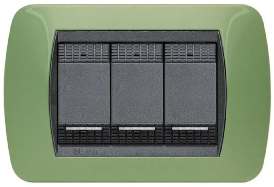 BTicino Living International L4803VR - Placca 3 Moduli Verde Drugstore, Design Elegante e Funzionale