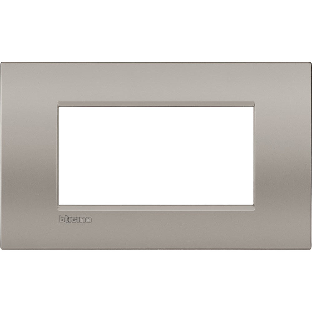 Living Light Placca 4P Sabbia LNC4804SB - BTicino 4-module metal plate in sand, dimensions 86x142mm.