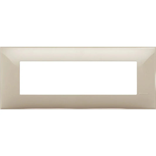 BTicino Placca 7 Moduli Colore Crema - Design Moderno, Facile Installazione, Alta Qualità