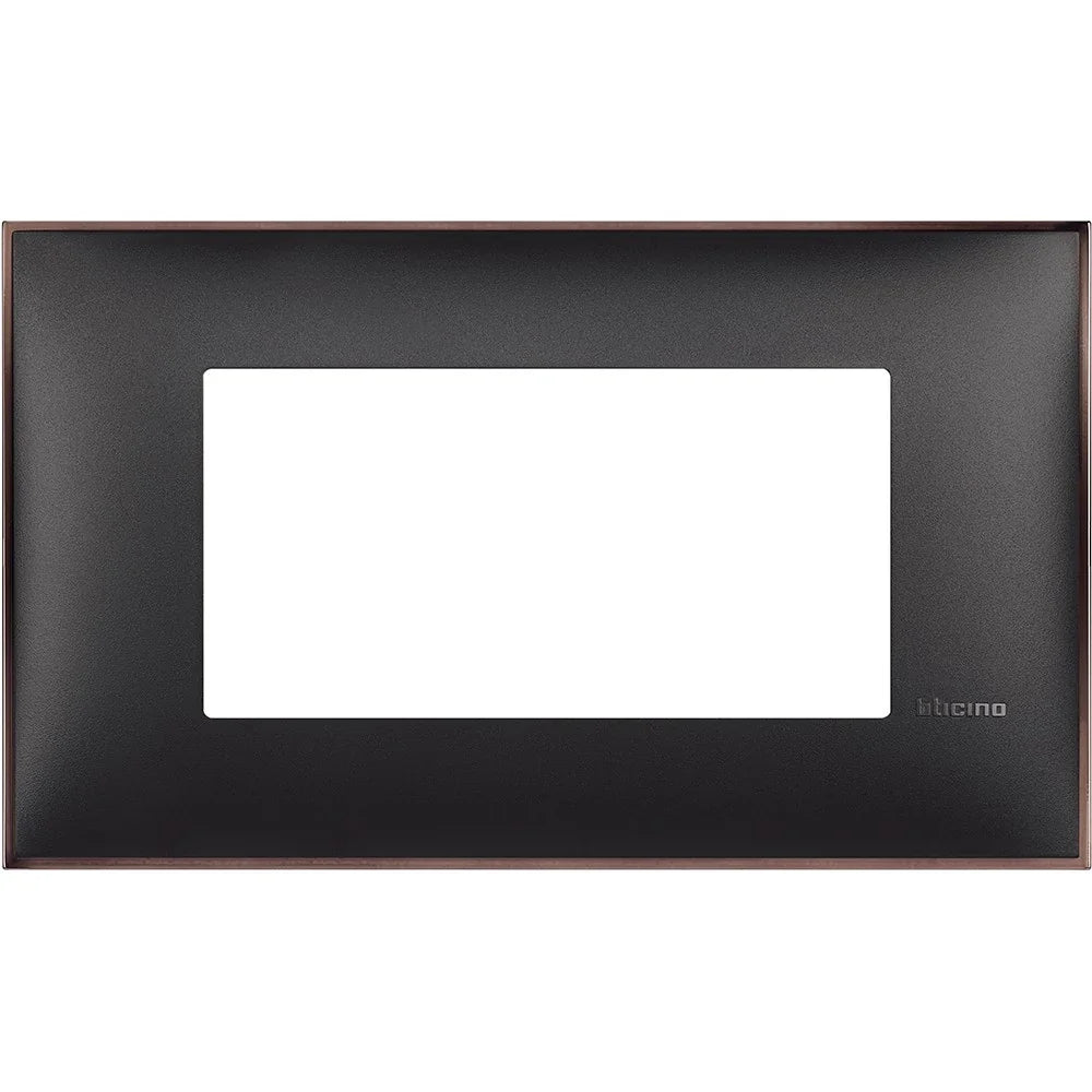BTicino Placca 4 Moduli SKU [Inserire SKU] Nikel Nero - Elegante, Duratura e Facile da Installare