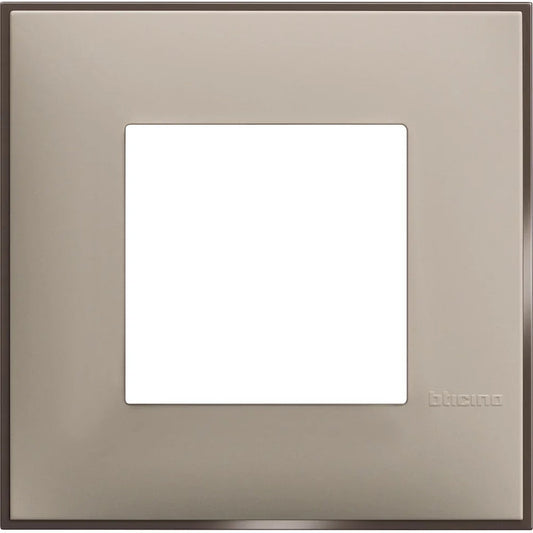 BTicino Placca 2 Moduli Crema Satinato – Design Elegante, Dimensioni 86x86 mm, Alta Qualità