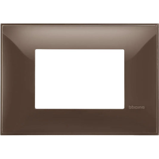 BTicino Placca 3 Moduli Colore Moka - Elegante e Resistente - SKU: BTICINO-PL-3M-MOKA