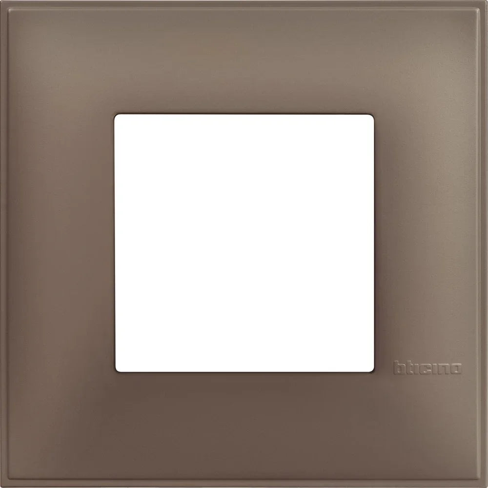 BTicino Placca 2 Moduli Terra Soft - Design Elegante 86x86 mm, Installazione Facile, Alta Qualità