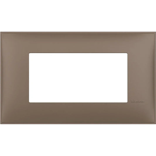 BTicino Placca 4 Moduli Colore Terra Soft - Design Elegante, Installazione Semplice 86x144,5 mm