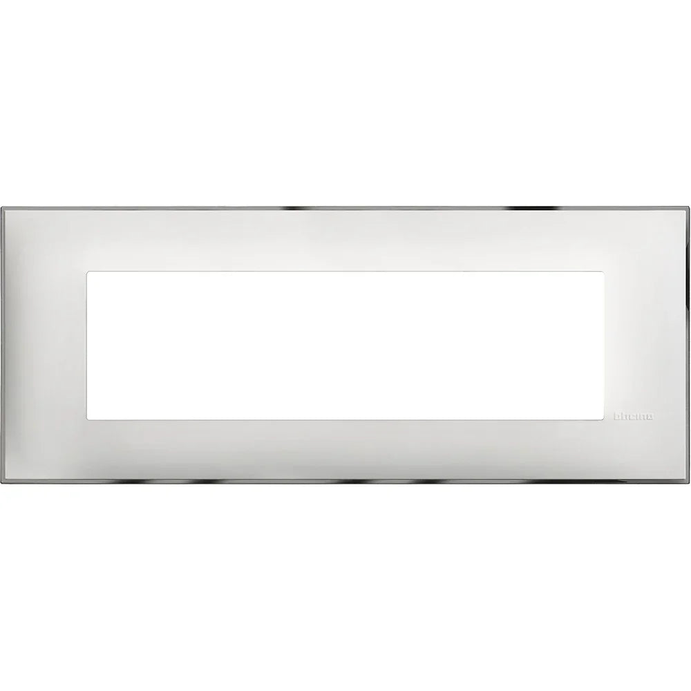 BTicino Placca 7 Moduli Bianco Cromo - Elegante, Funzionale con Design Moderno - SKU: [Inserire SKU]