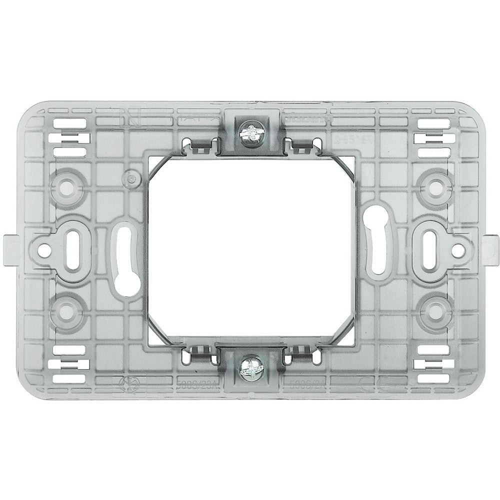 Supporto Bticino Matix 2 posti centrati, supporto centrale per scatola art. 500 e 502E, 2 moduli, colore grigio.