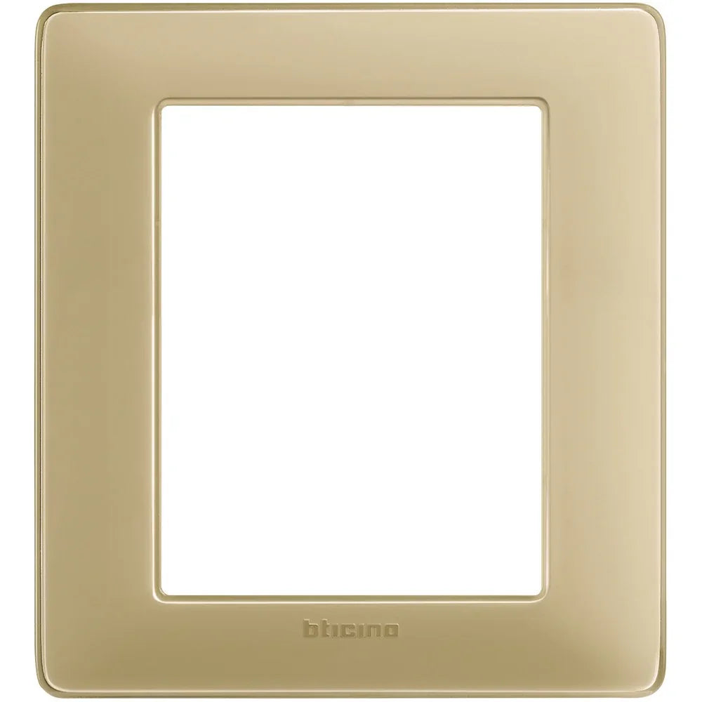 BTicino AM4826CAV - Placca Matix 3+3 Moduli, Design Elegante in Tecnopolimero, Facile Installazione