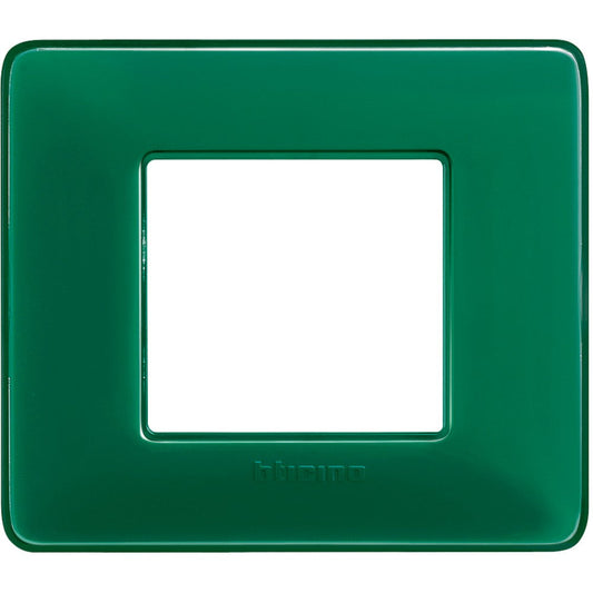 Placca Bticino Matix smeraldo, placca 2 moduli in tecnopolimero, altezza 84mm, larghezza 96.2mm.