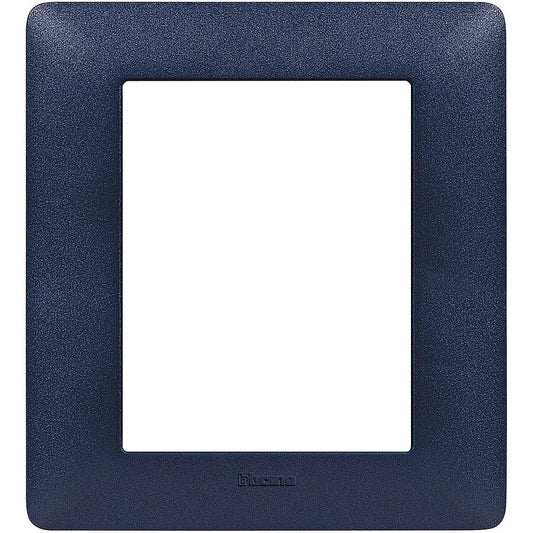 BTicino Matix 3+3 moduli placca in blu mercurio, dimensions 132mm x 120mm, tecnopolimero.