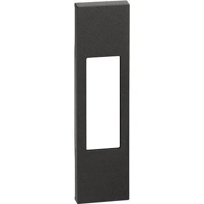 Copertura Living Now BTicino Presa ITA 10/16A 1M Ne - KG02, Design Elegante e Facile Installazione