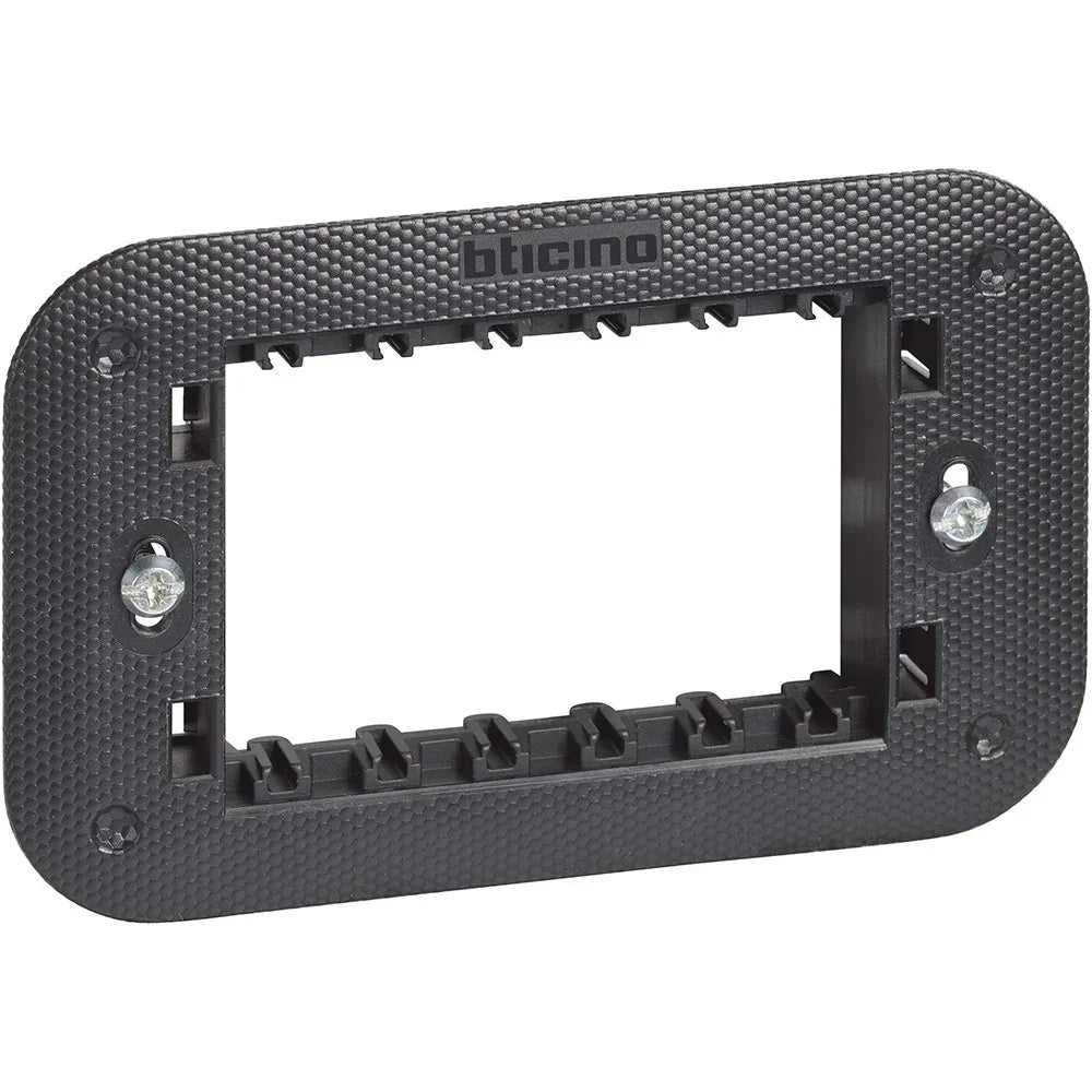 Bticino Living Now K4703 - Supporto 3 Moduli per Scatola 503