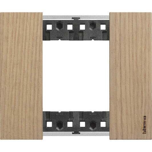 Living Now 2-module placca in rovere, plastica bimaterica, marca BTicino, altezza 86mm, larghezza 102.5mm.