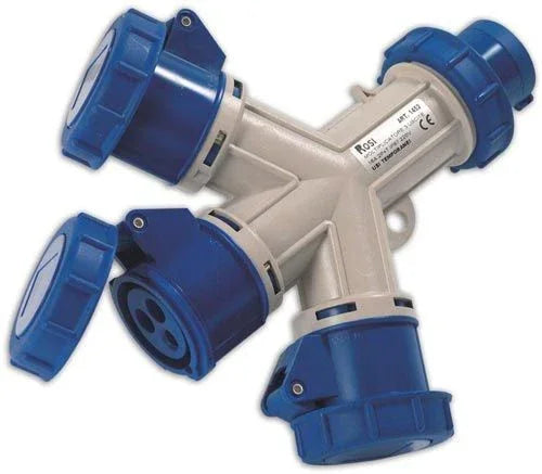 Moltiplicatore Mobile 3 Uscite IP67 - SKU 1465 - Resistente, Impermeabile e Leggero fino a 16A