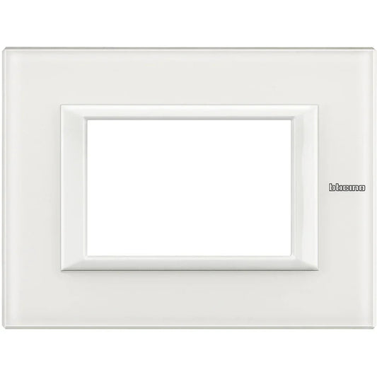BTicino Axolute Placca 3 Moduli In Vetro Bianco HA4803VBB - Design Elegante e Funzionale