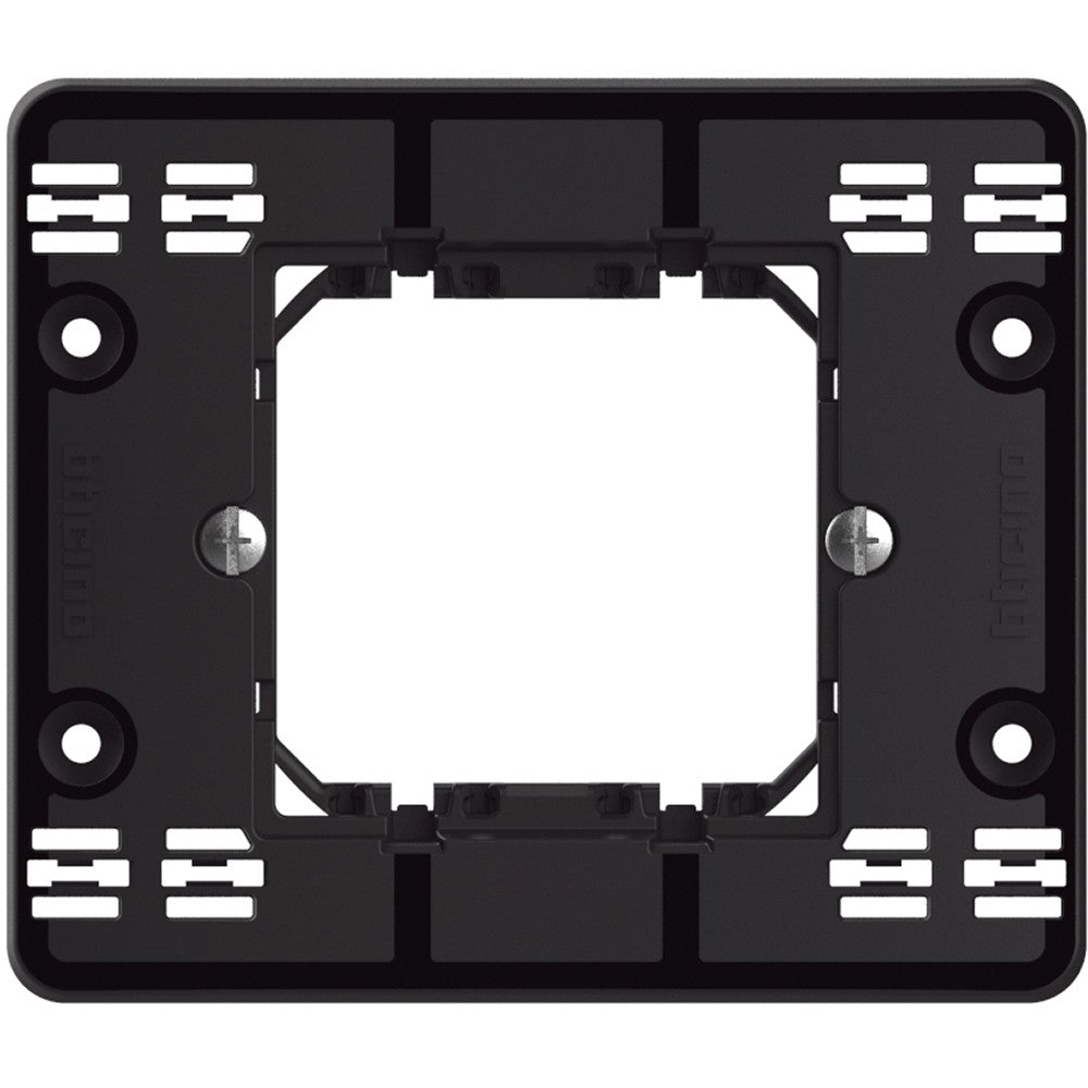 Supporto BTicino MatixGO 2 moduli per fissaggio viti, design robusto in plastica nera.