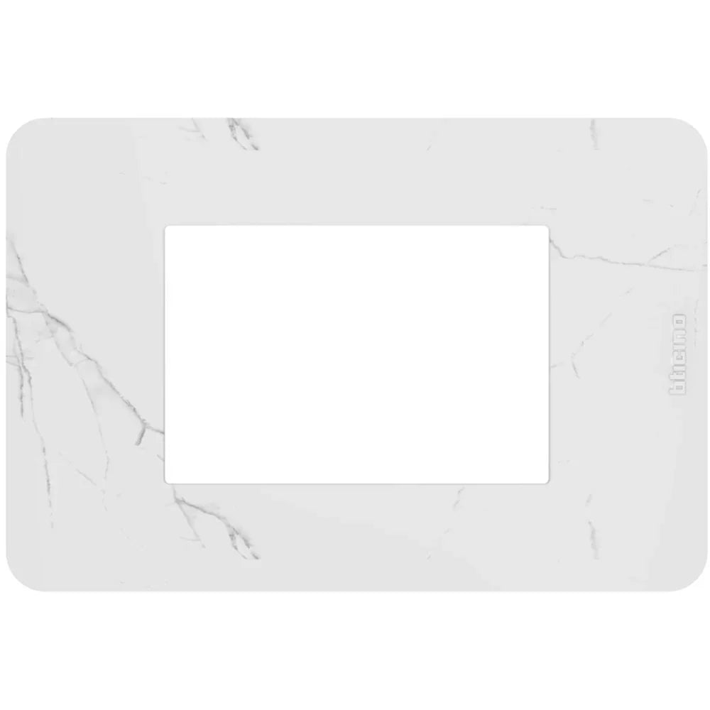 Placca Bticino MatixGO JA4803EM - 3 Moduli, Carrara Effetto Marmo, Materiale Tecnopolimero, Design Elegante