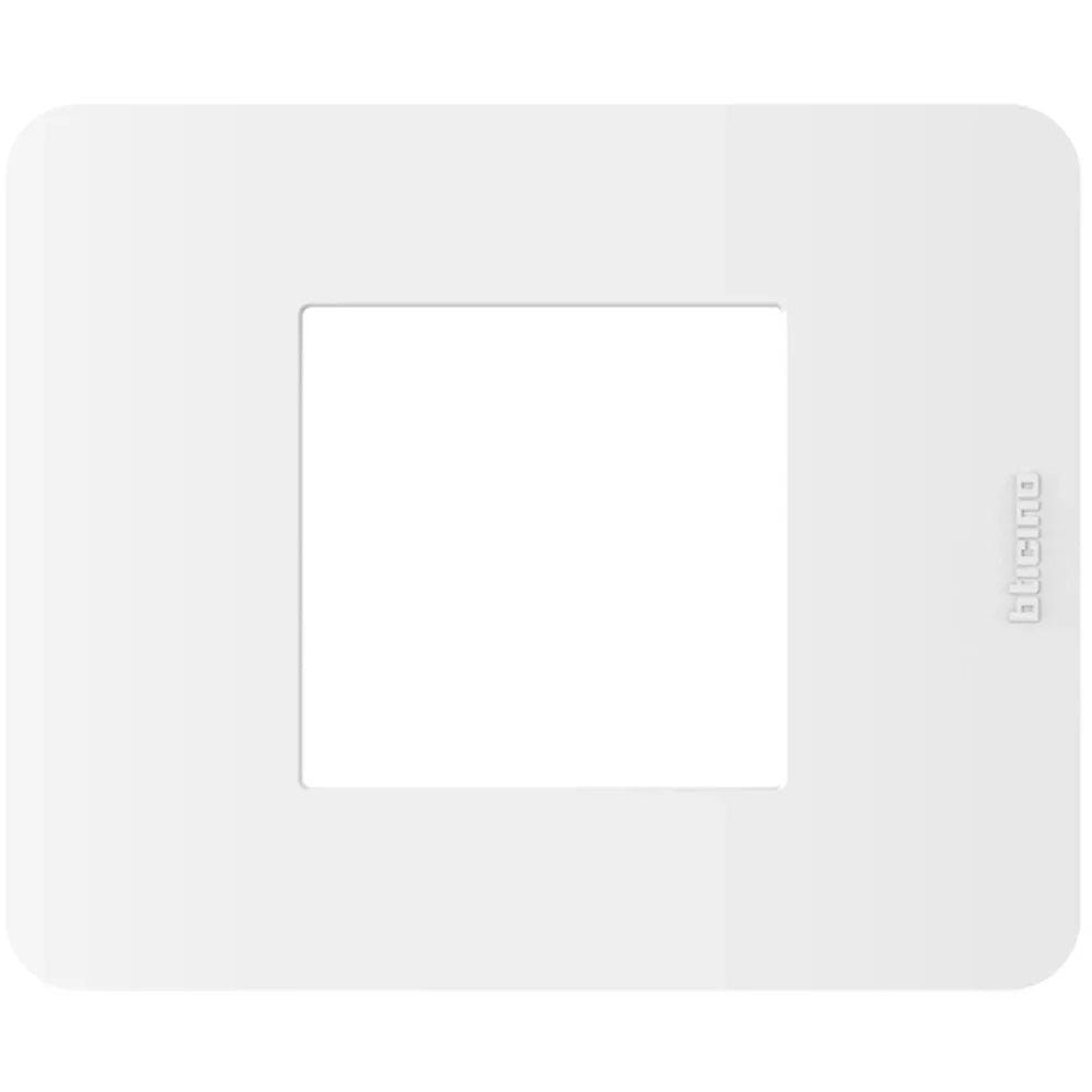 Placca BTicino MatixGO 2 Moduli Bianco JA4802JW - Design Elegante e Materiale Resistente per Interni